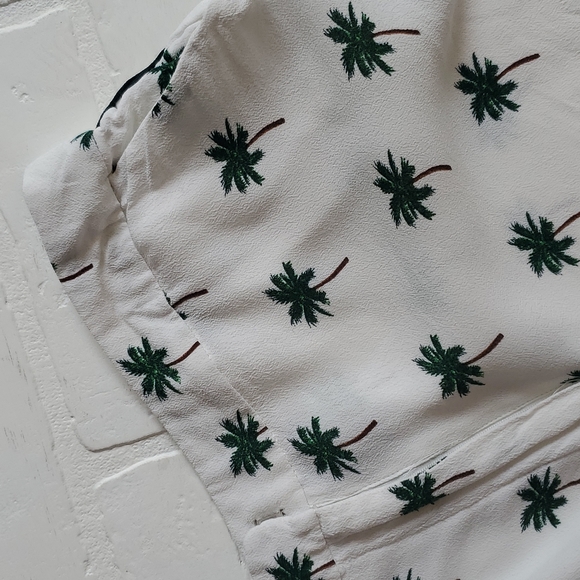 Palm tree print shorts - Picture 3 of 4